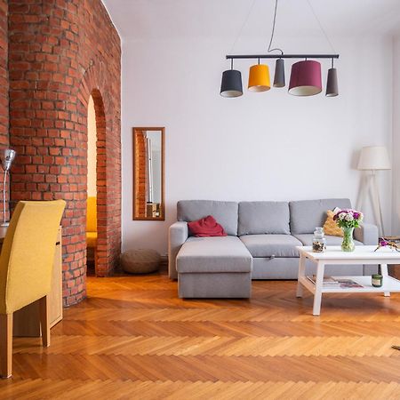Bricks & Bikes Appartement Zagreb Buitenkant foto